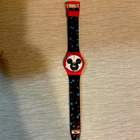 Vintage Mickey Mouse Black and Red Watch - Picture 1 of 4